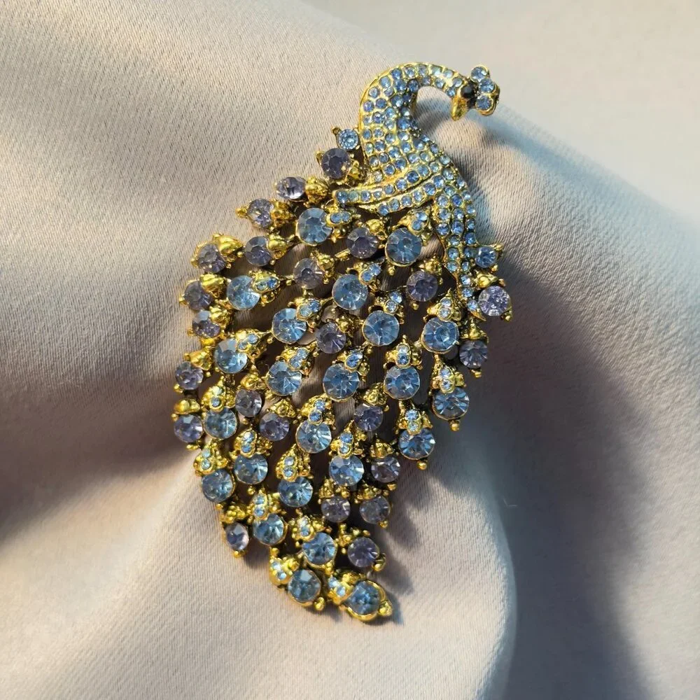 Feather Brooch Blue Rhinestone Openwork Gold Tone 3" Statement - Picture 1 of 8